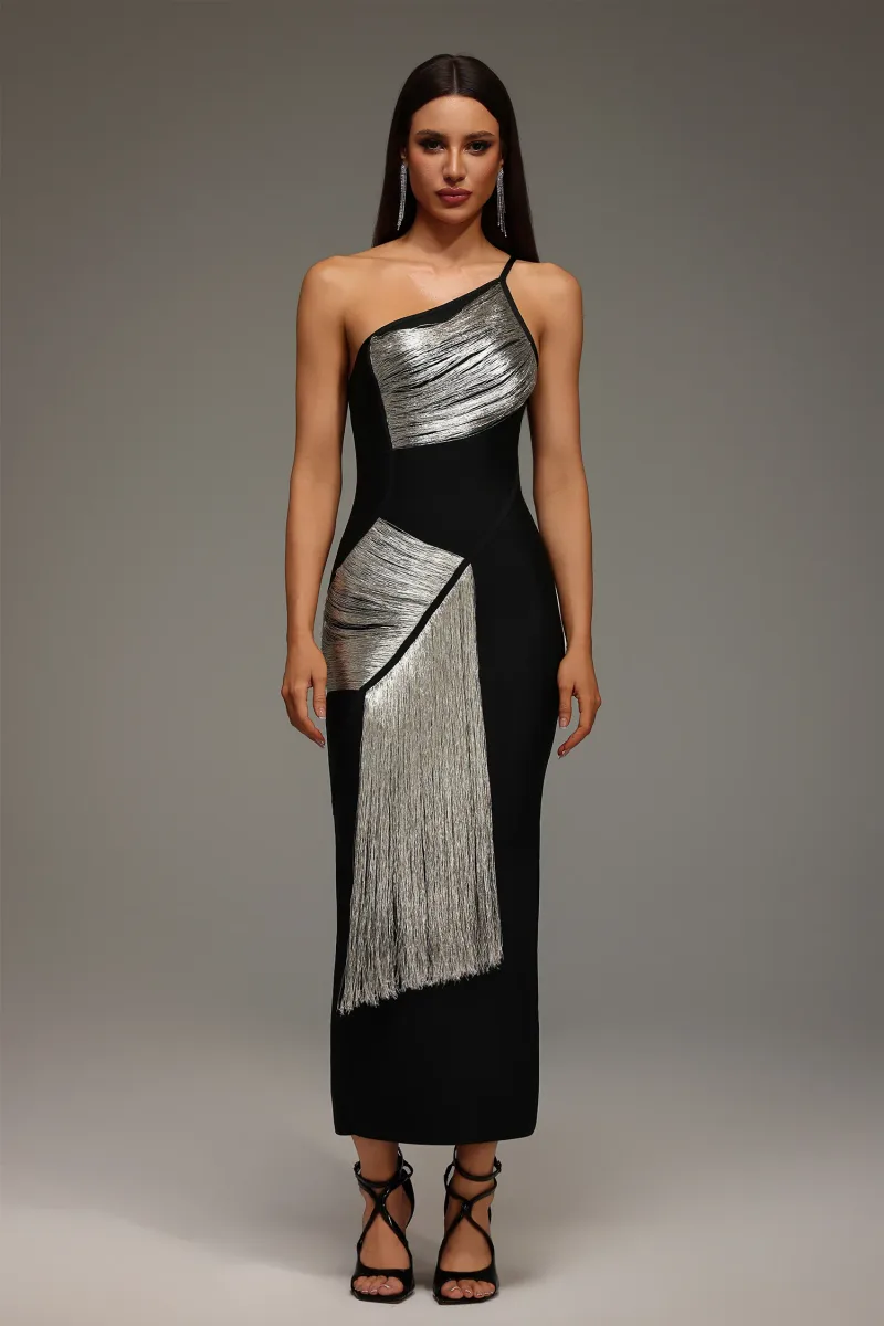 Vestido Maxi Roanna com Um Ombro e Franjas