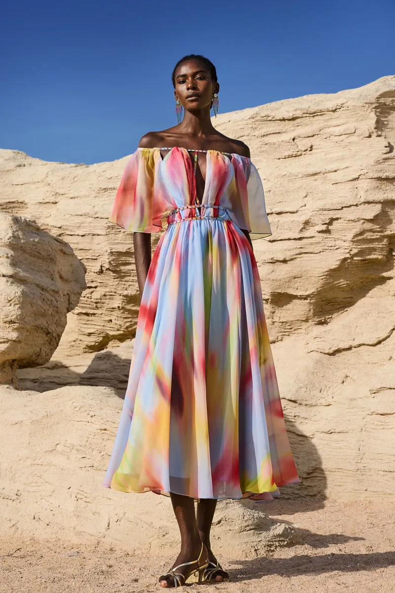 Vestido Midi Zaysha com Ombro a Ombro e Detalhe Vazado