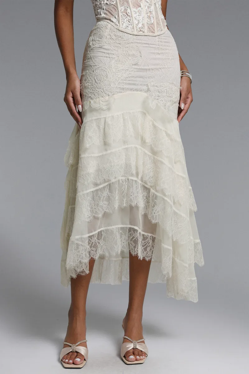 Saia Delilah Romantic Flowy Babado Renda Midi