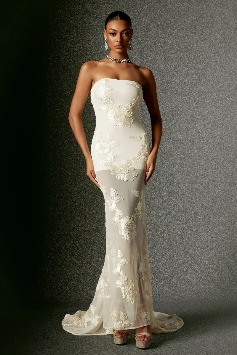 Vestido Maxi Deliyn com Bordado Floral e Mesh Sem Alças