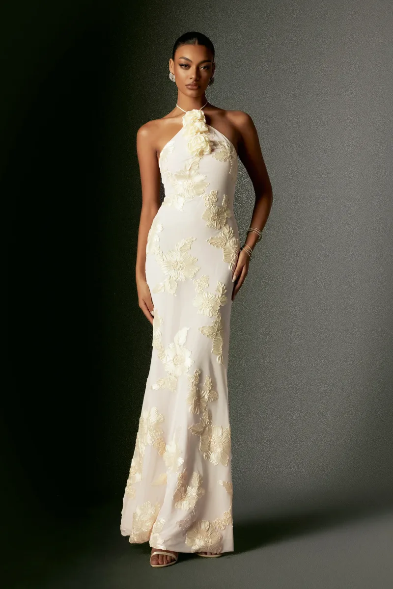 Vestido Maxi Griselda com Halter e Bordado Floral