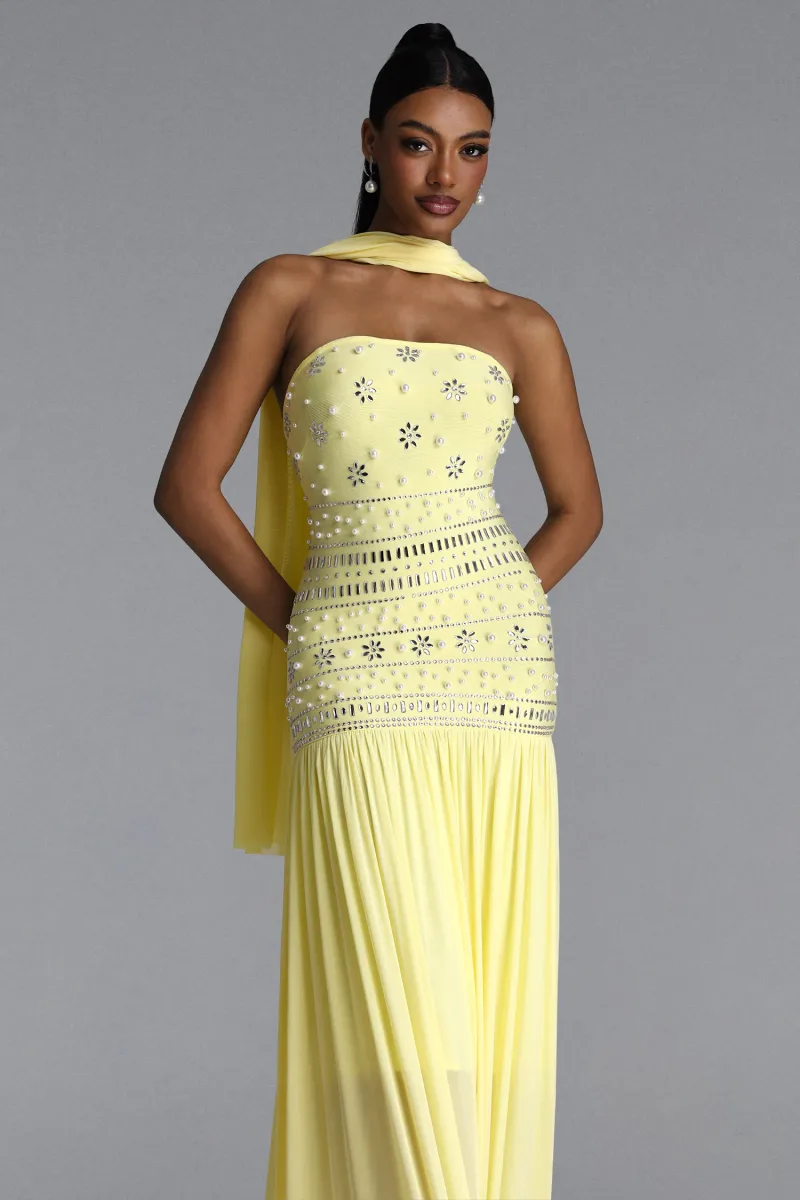 Vestido Maxi Volary Chic com Cristais de Pérola