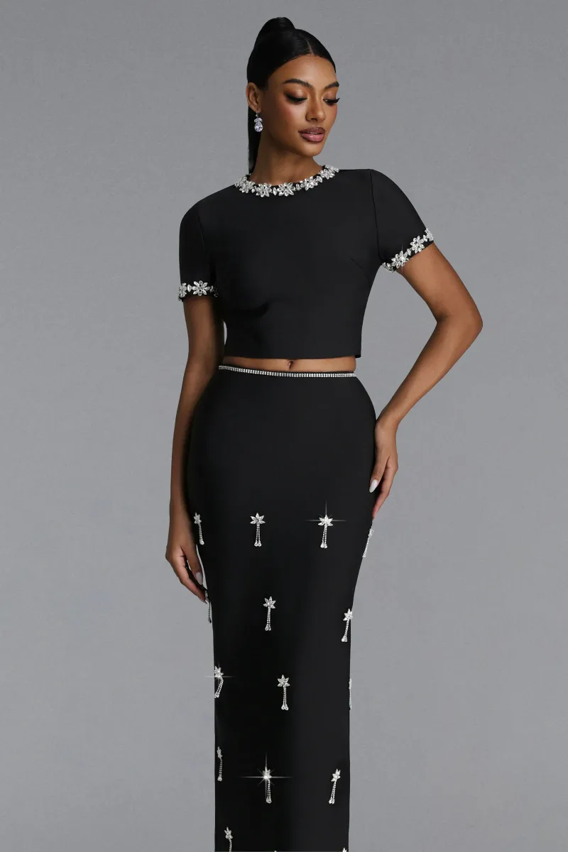 Vestido Maxi Lula com Manga Curta e Aplicações de Strass