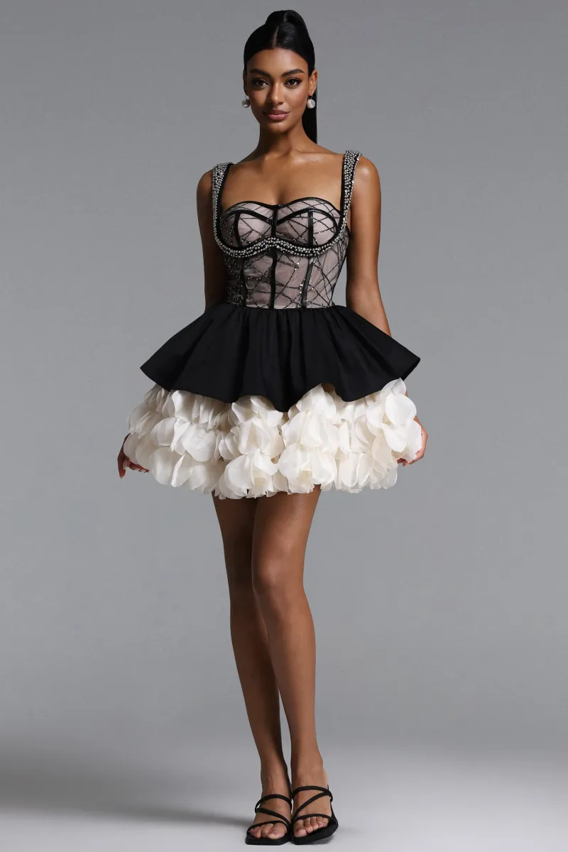 Vestido Mini Kiavia Romântico com Paetês e Contas