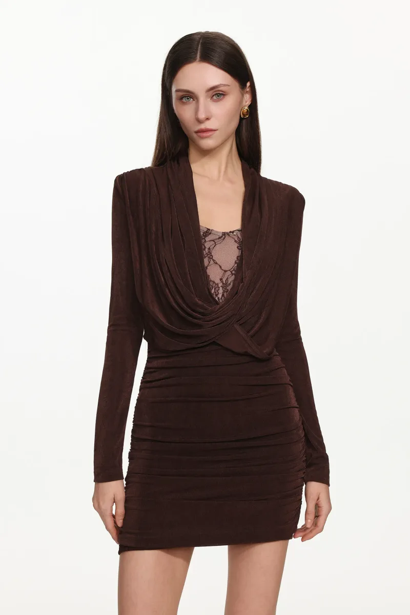 Vestido Curto Kassy Contour com Gola Cowl e Manga Longa Franzido