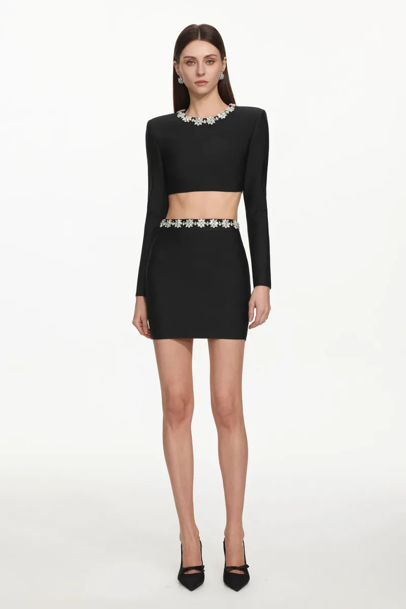 Conjunto Lerae em Tecido Bandagem com Rhinestones e Manga Longa