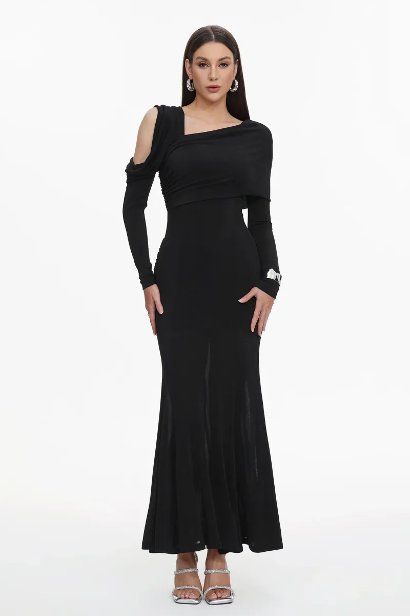 Vestido Maxi Luysa em Malha Preta com Ombro Único
