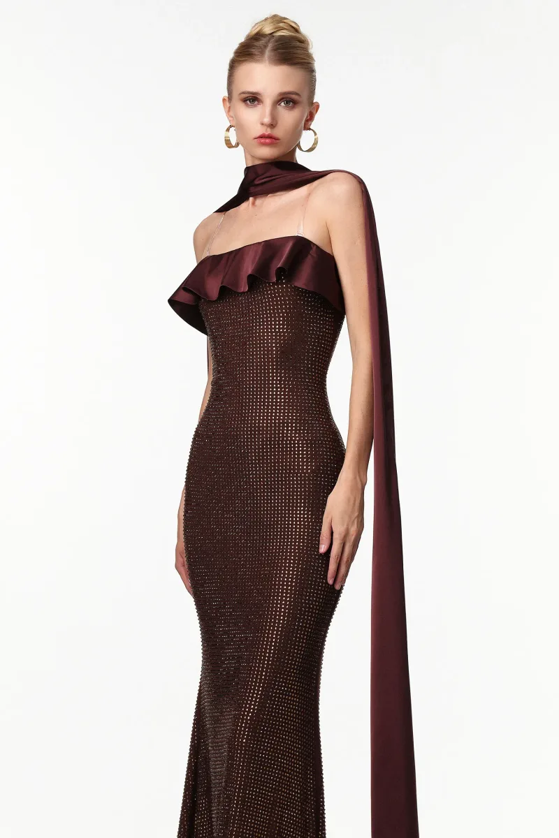Vestido Longo Zainab com Aplicações de Strass em Tricô