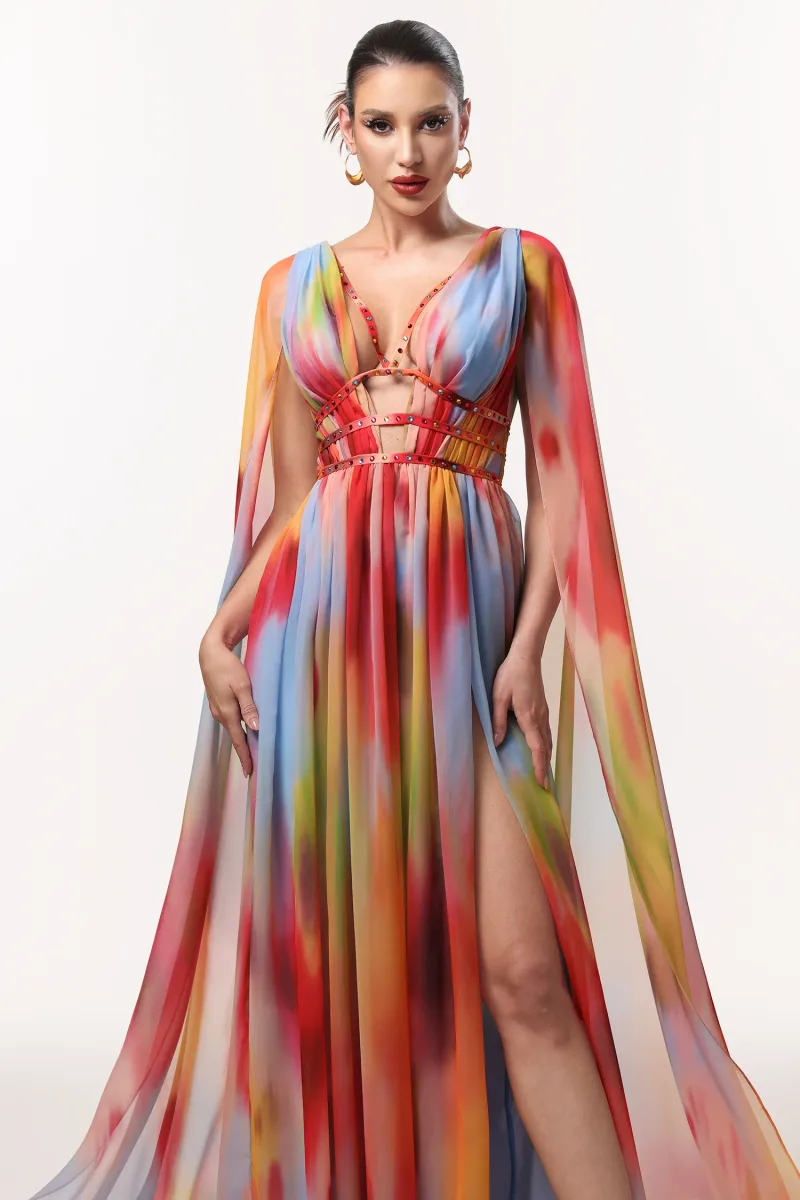 Vestido Maxi Zelda com Decote V e Manga Capa em Padronagem Abstrata