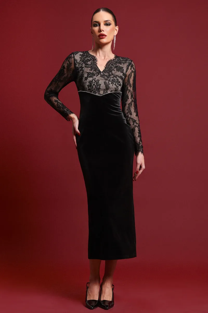 Vestido Maxi Lotta com Decote V, Manga Longa e Renda em Veludo