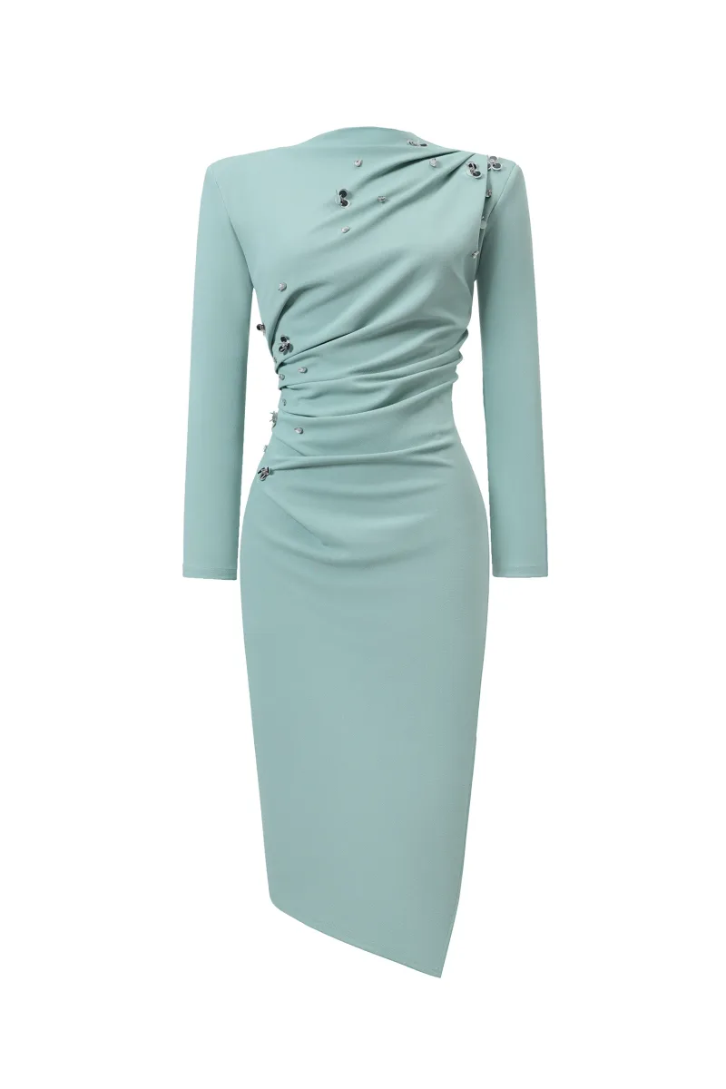 Vestido Midi Nina com Paetês, Cintura Marcada e Manga Longa