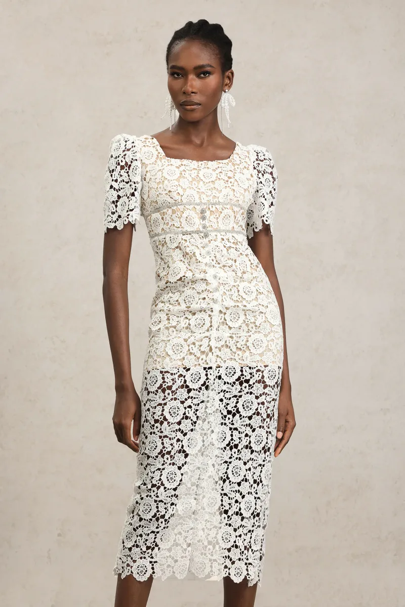 Vestido Midi Savia com Renda Diamante e Mangas Curtas