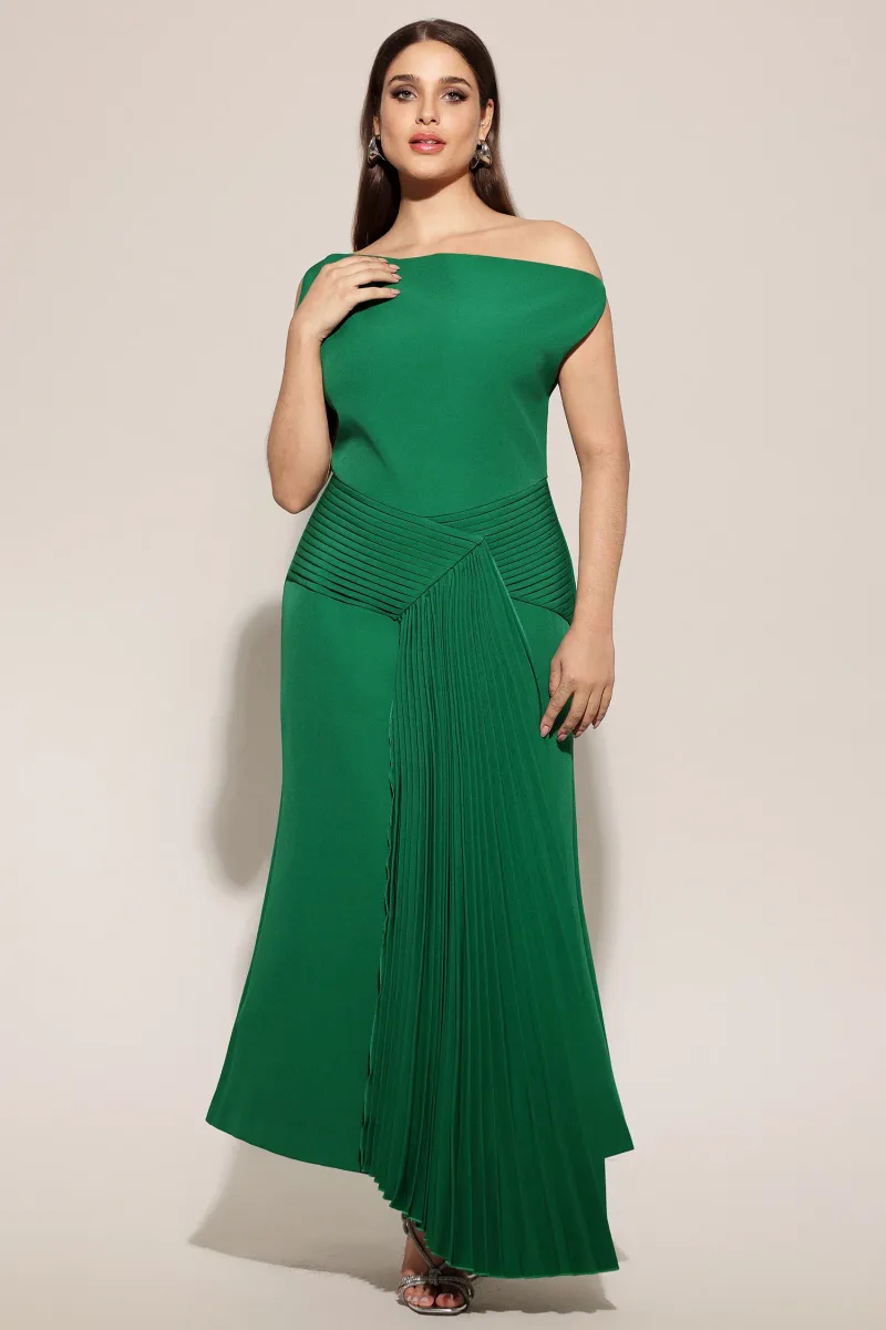 Vestido Midi Paulina com Ombro Oblíquo e Drapeados