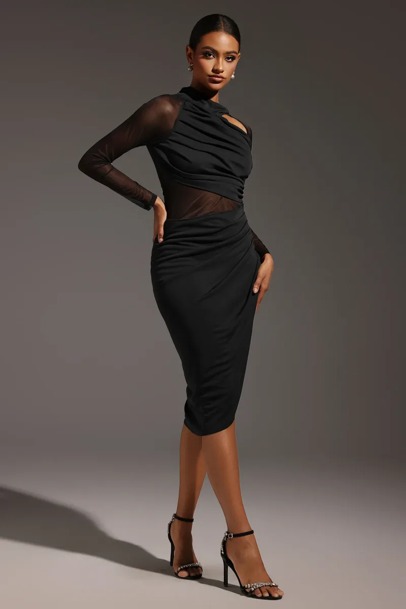 Midi Dress Piala com Manga Longa e Recortes