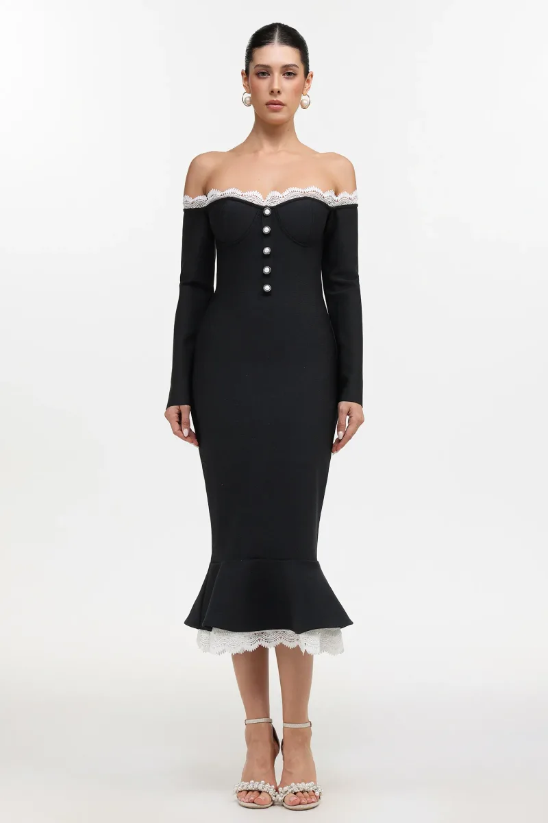 Vestido Midi Lousia com Ombro a Ombro, Botões e Acabamento em Renda