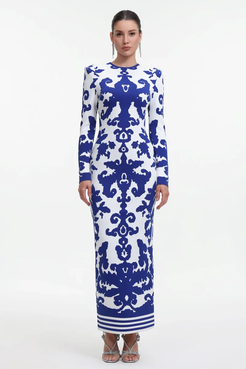 Vestido Maxi em Jacquard com Gola Redonda e Manga Longa