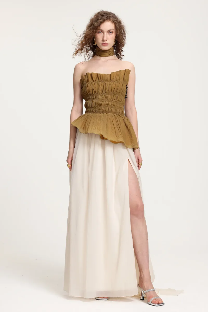 Vestido Maxi Tomara que Caia com Pregas e Babado, Bicolor, com Abertura Lateral Alta