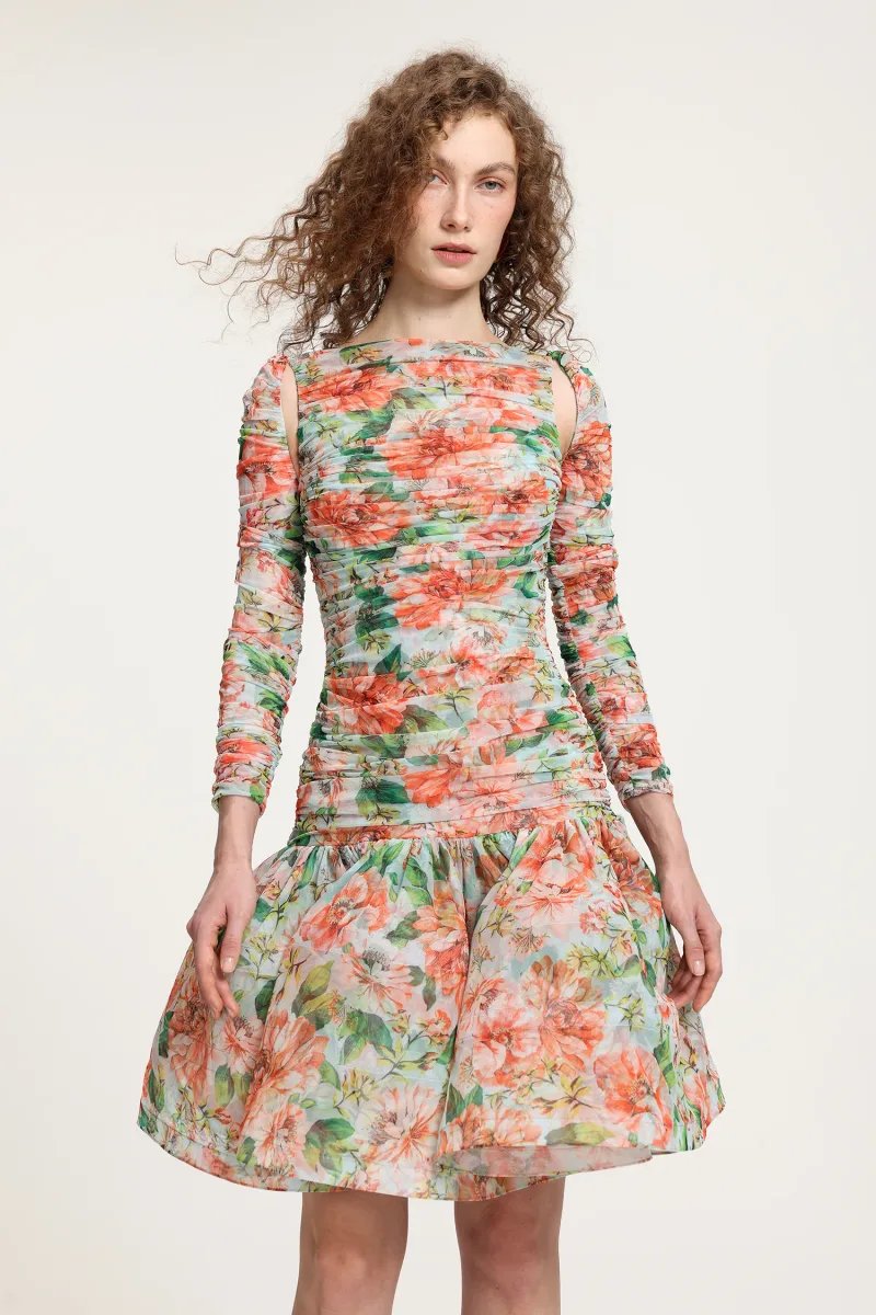 Saia Floral com Manga Longa, Rugas Estruturadas e Volume em Tule