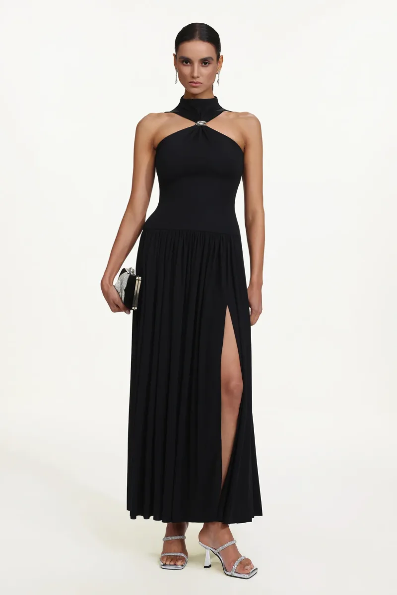 Halter Maxi Dress Vincy com Fenda e Detalhe em Metal