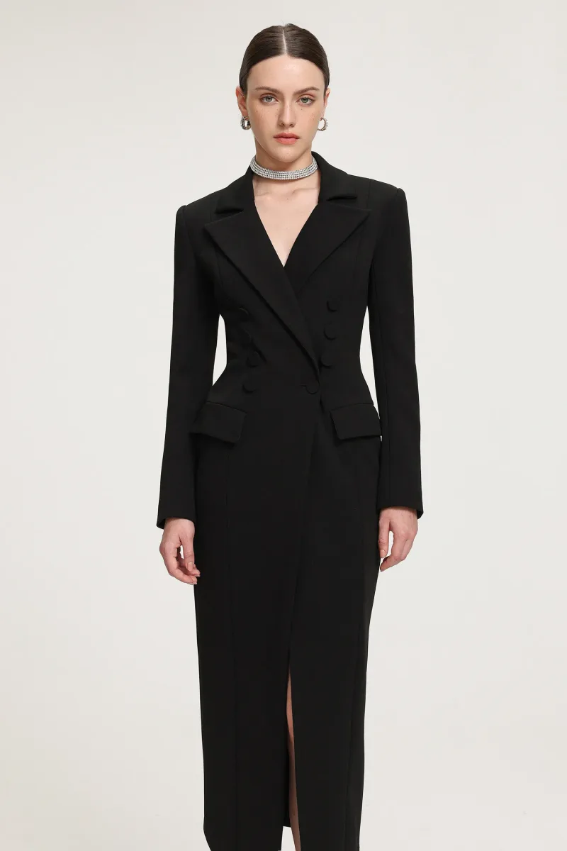 Maxi Coat de Crepe Dupla Abotoadura com Detalhe nas Costas