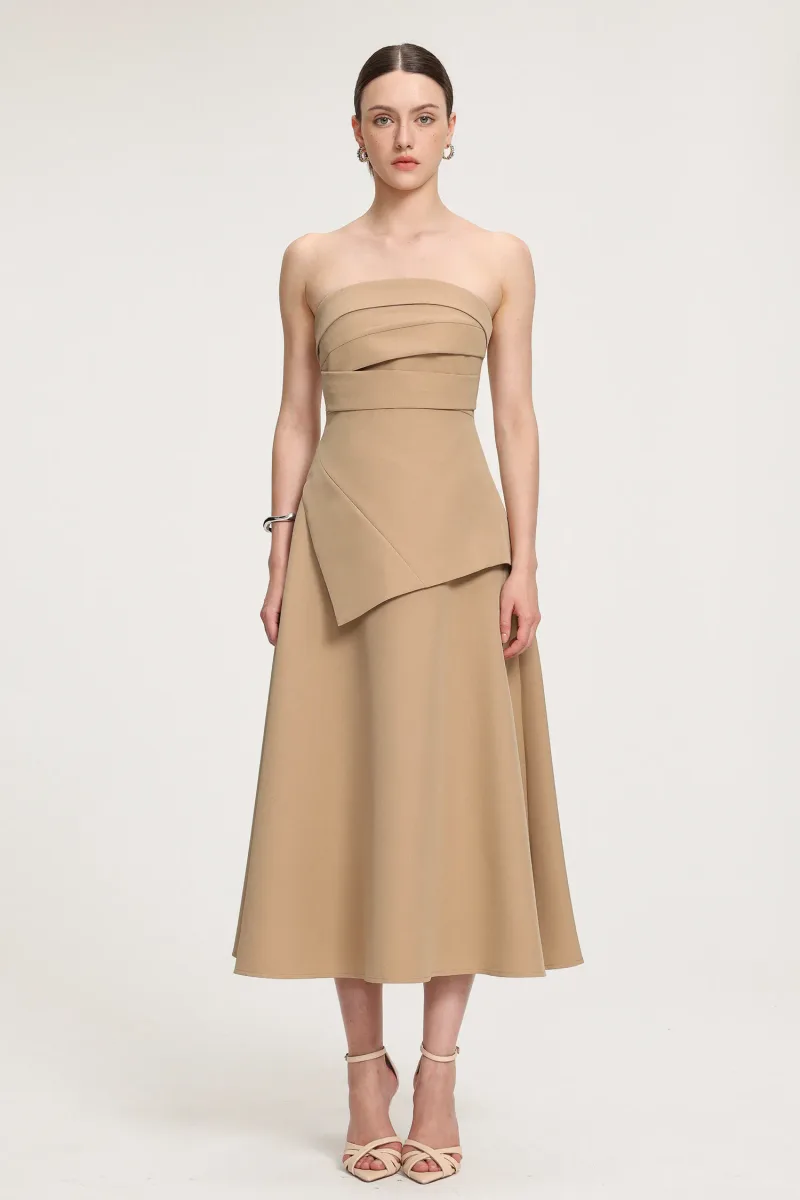 Vestido Midi Assimétrico em Crepe com Drapeado