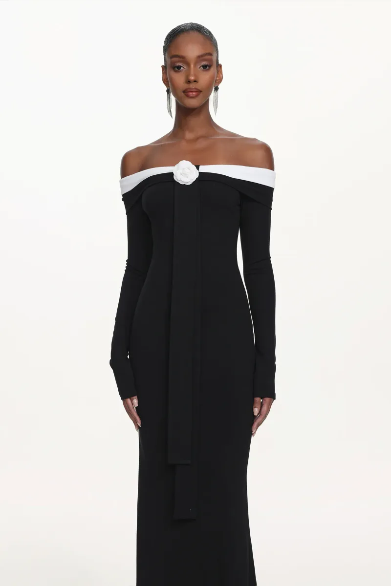 Vestido Maxi Glylah com Decote Ombro a Ombro e Manga Longa
