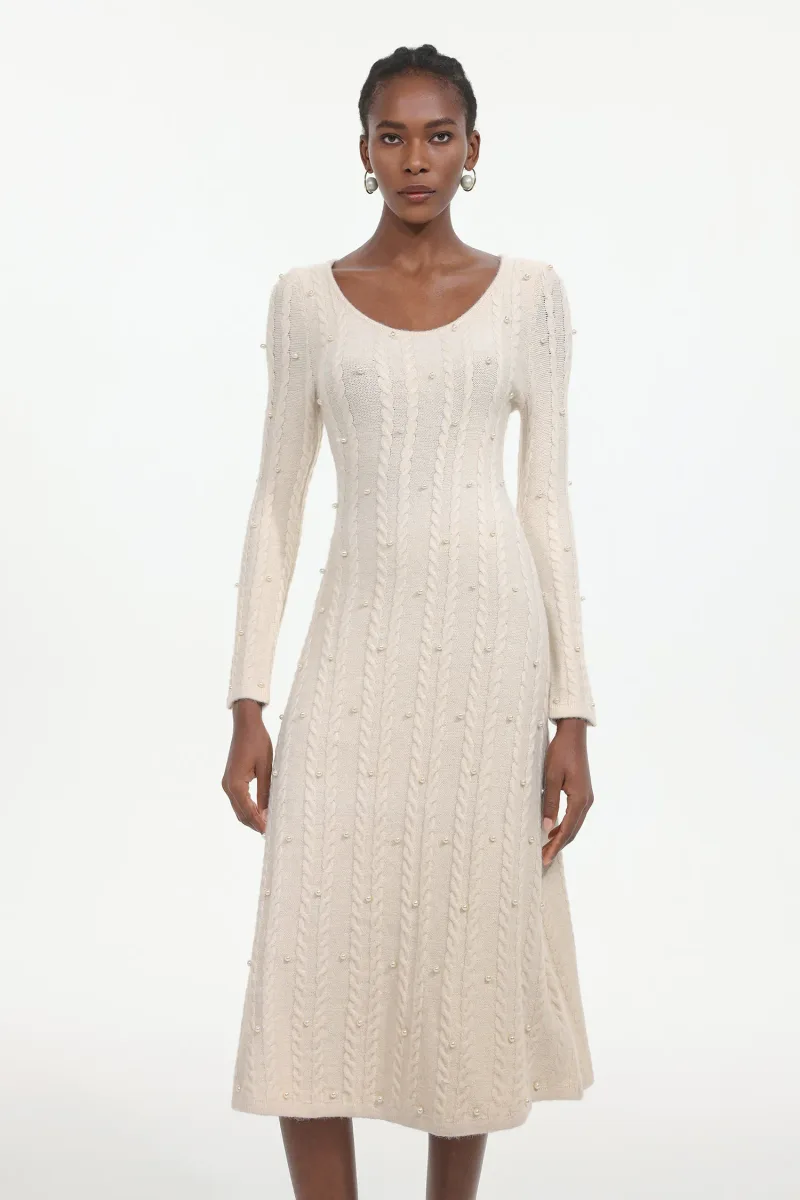 Vestido Maxi Roseau Elegante com Mangas Longas em Tricô