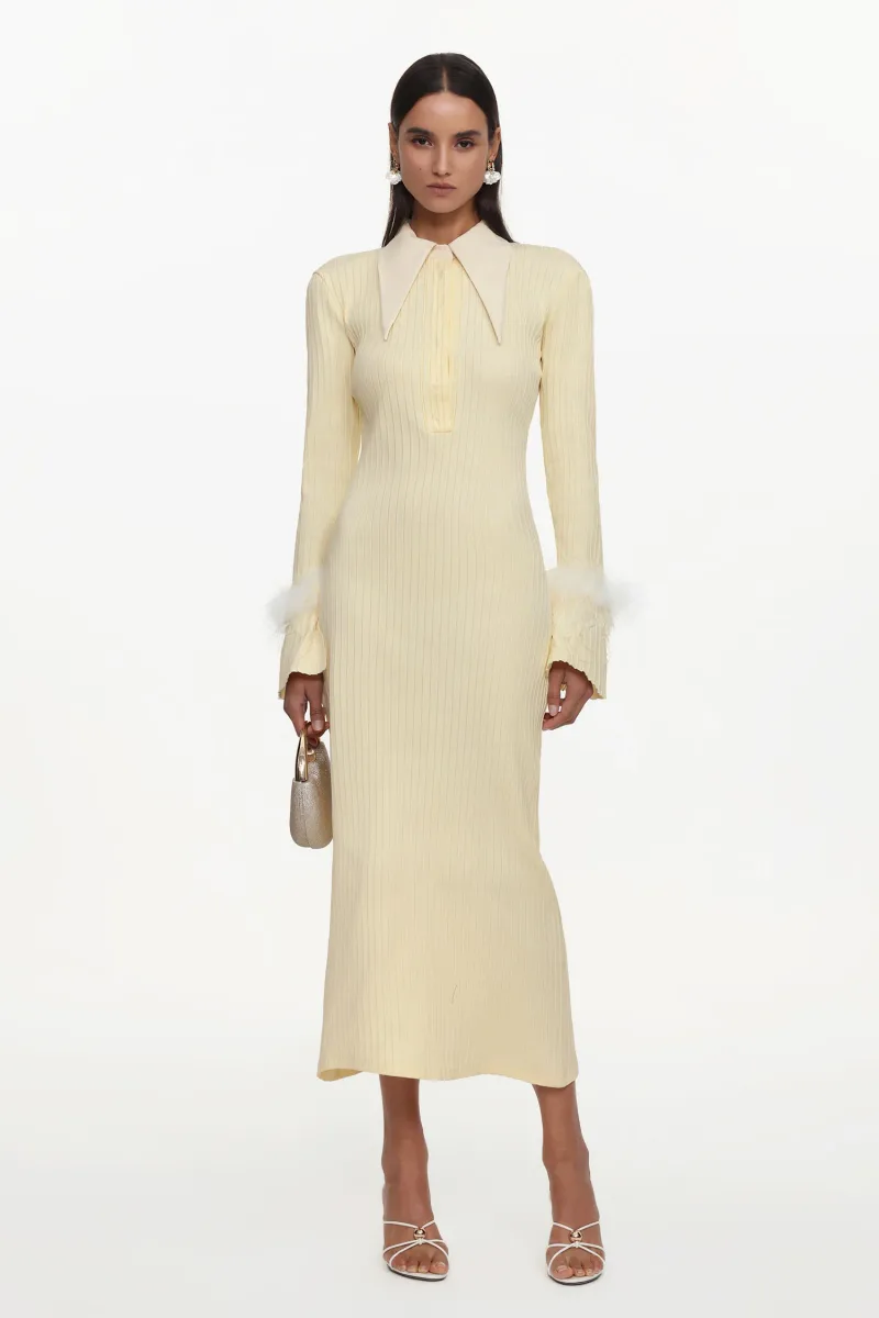 Vestido Maxi Indi em Tricô com Pena e Manga Longa