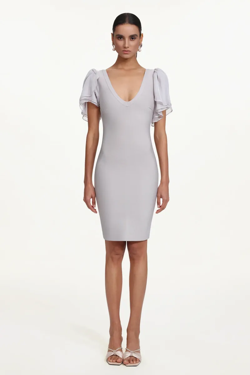 Vestido Midi Winiva com Decote V e Manga Curta