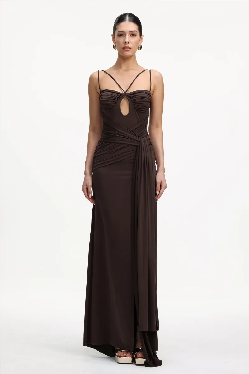 Vestido Ruthie – Tricô Maxi com Recortes e Franzido Elegante