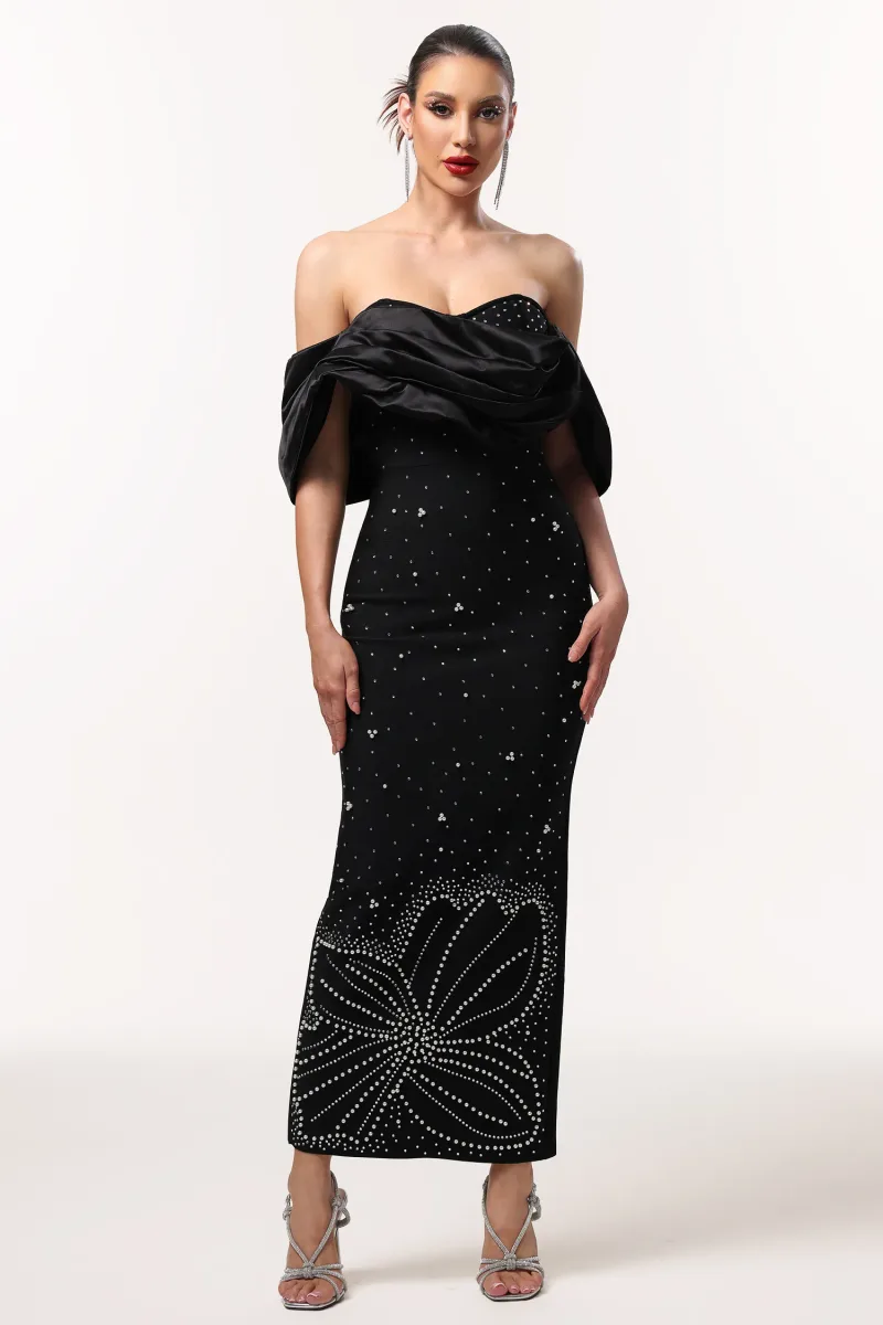 Vestido Maxi Winify Ombro a Ombro com Strass Preto