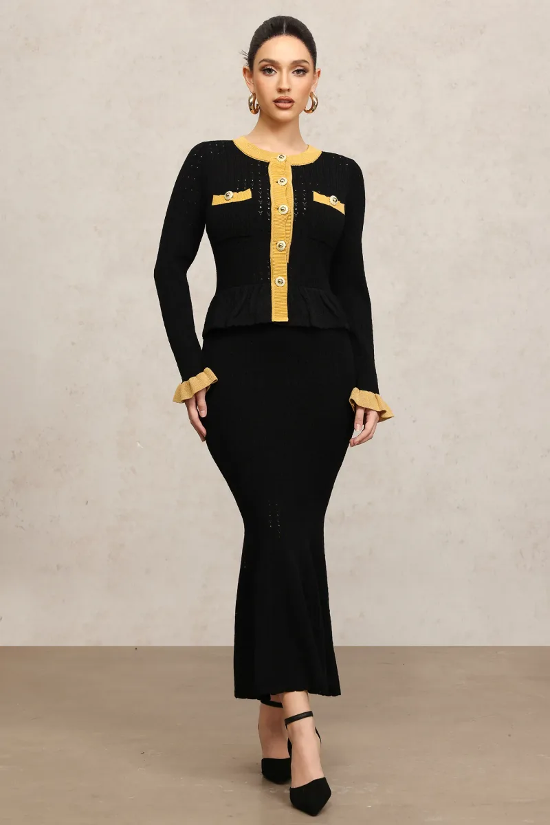 Vestido Maxi Rumi com Gola Redonda e Mangas Longas Cauda Sereia