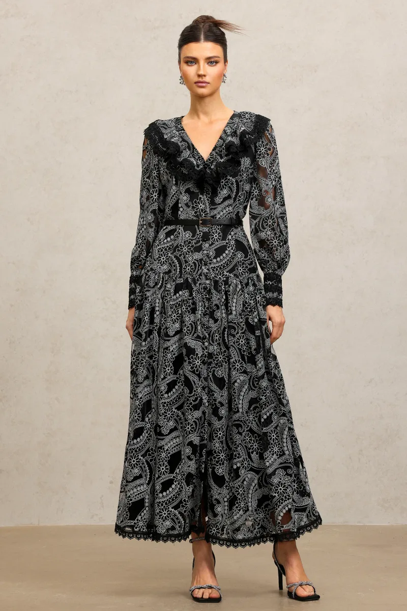 Vestido Maxi Nailah com Decote V, Mangas Longas e Drapeados em Renda