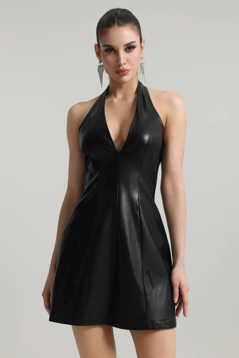 Vestido Mini Talasa Halter com Decote Profundo em Couro Sintético