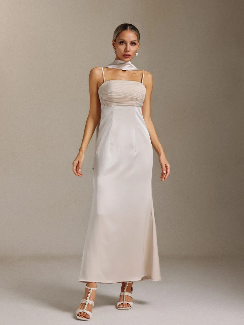 Vestido Maxi Tadita com Alças Finas e Efeito Modelador