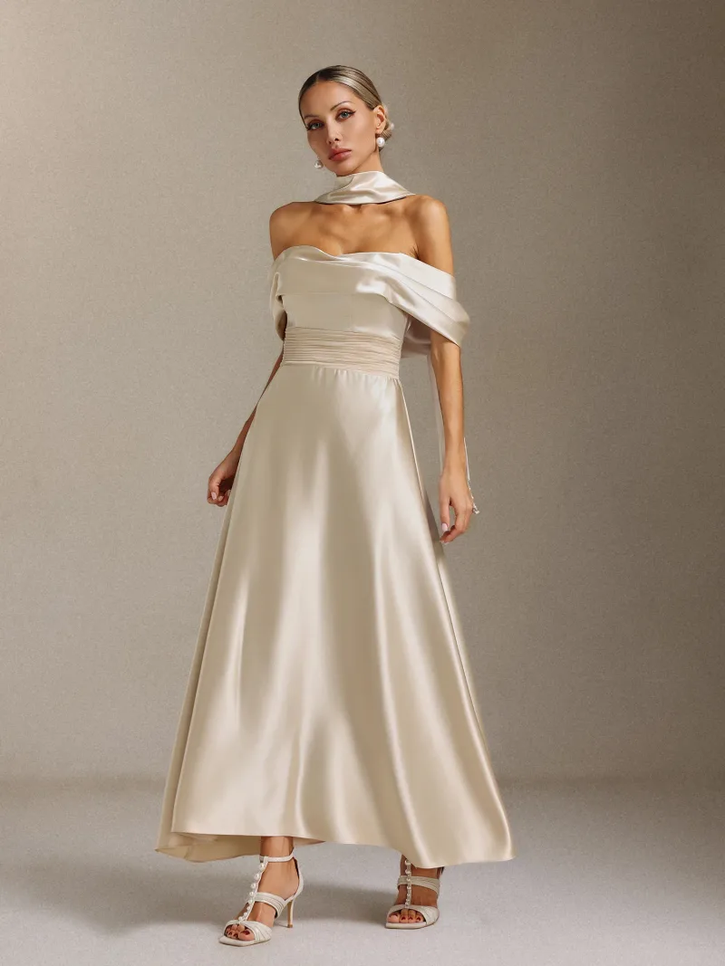 Vestido Maxi Elsie com Ombros à Mostra e Cintura Marcada