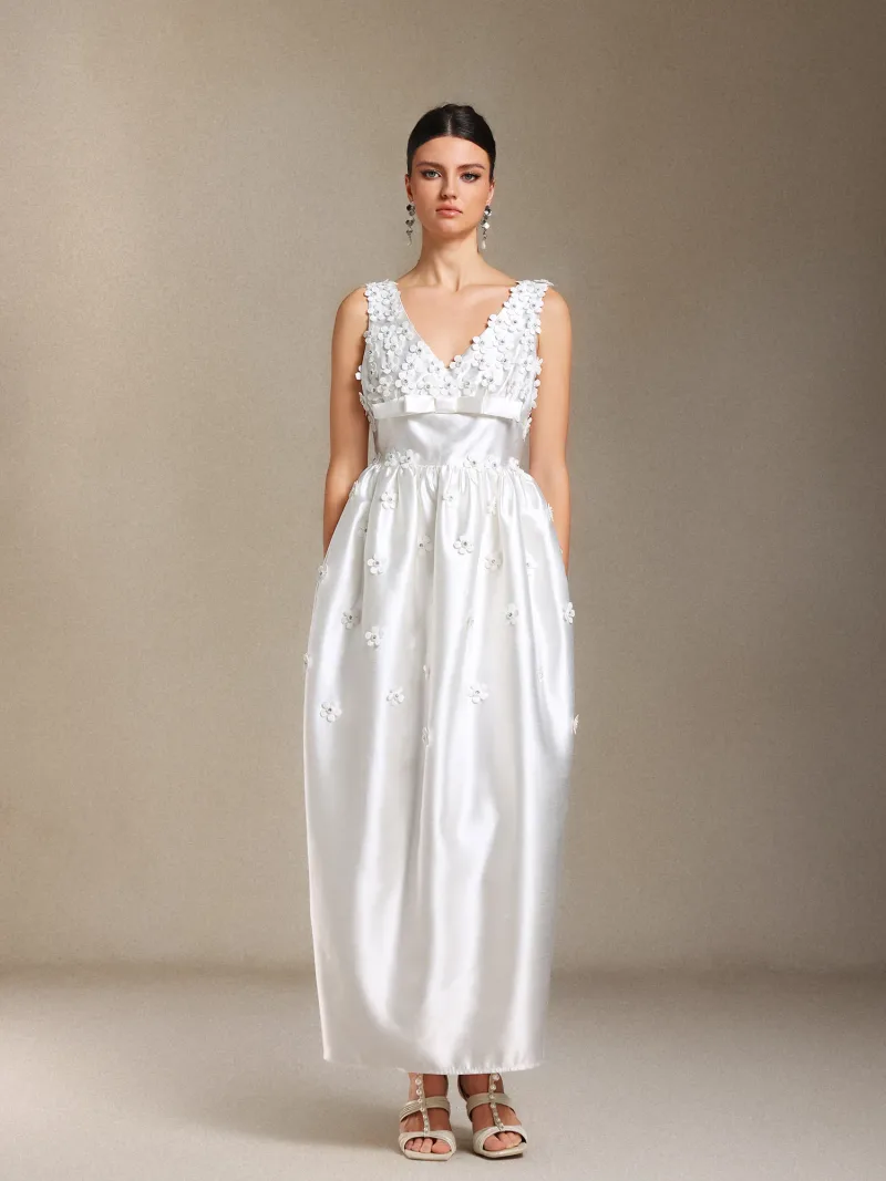 Vestido Maxi Luda com Gola em V e Laço