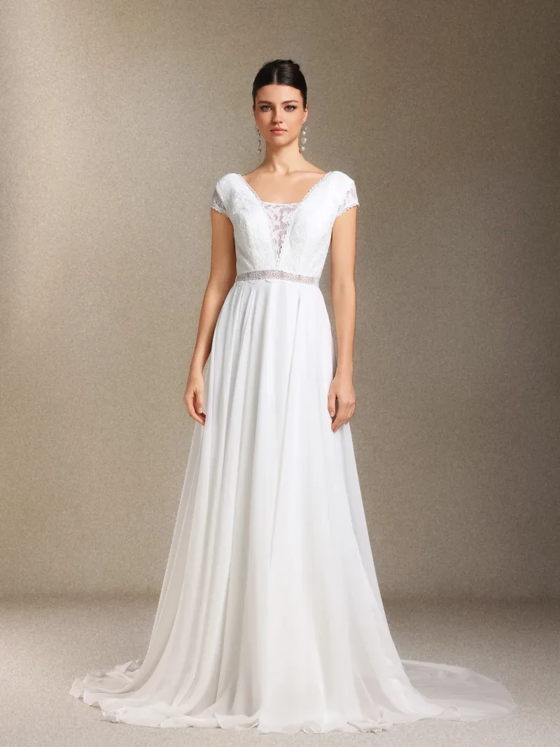 Vestido Maxi Scala em Renda e Chiffon com Cauda