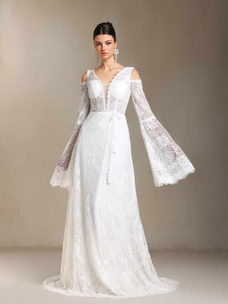 Vestido de Noiva Eren com Renda Boêmia e Cauda