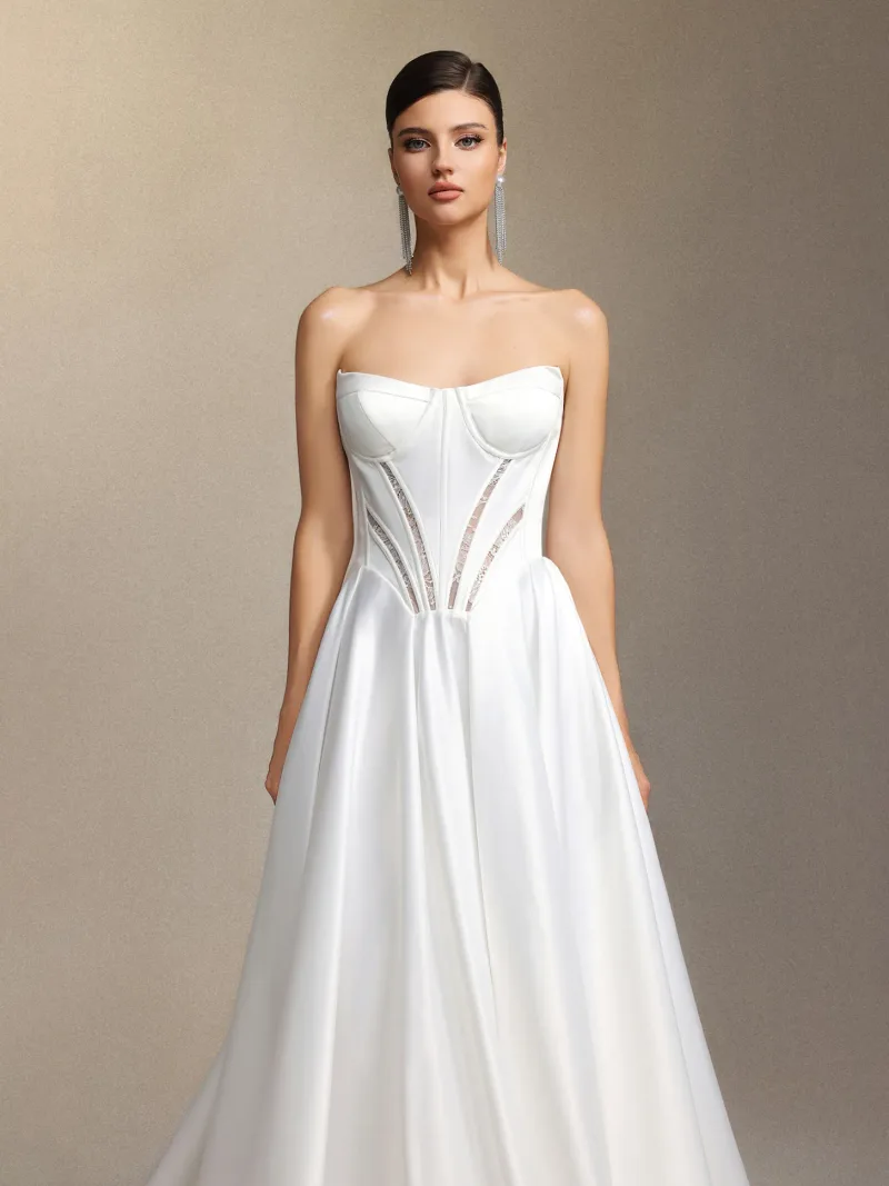 Vestido de Noiva Salama Maxi com Recortes e Renda