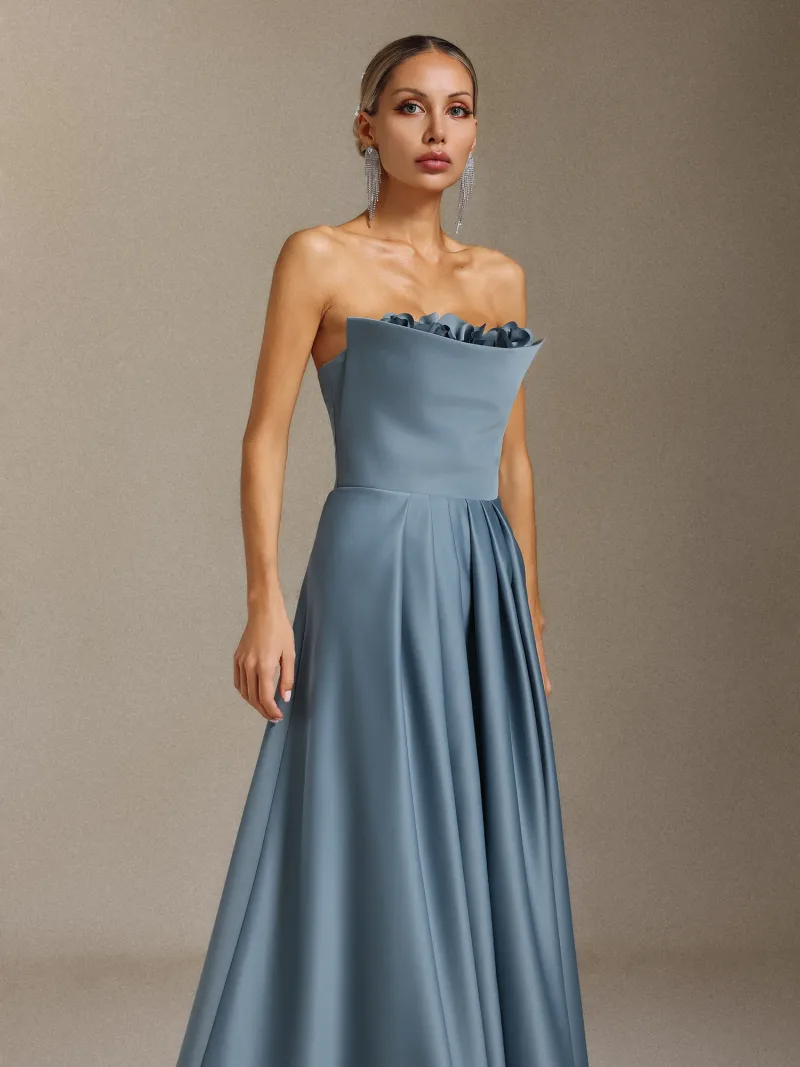 Vestido Maxi Elysande com Decote Tomara que Caia, Pregas e Florais Tridimensionais
