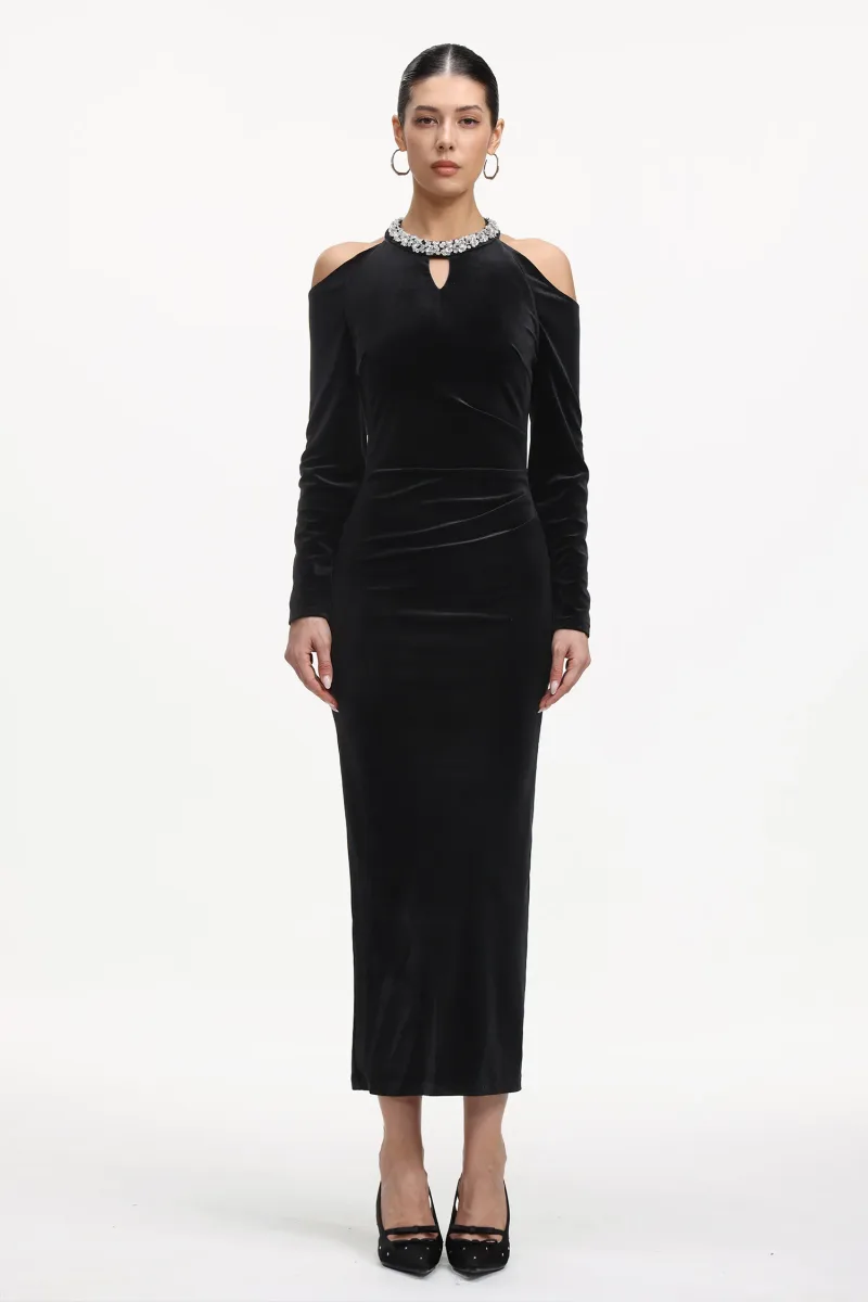 Vestido Maxi Dolcie com Strass e Cortes em Veludo
