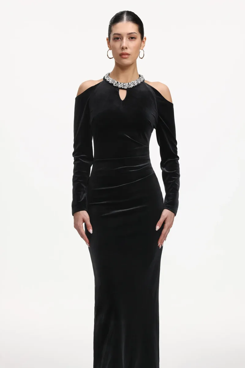 Vestido Maxi Dolcie com Strass e Cortes em Veludo