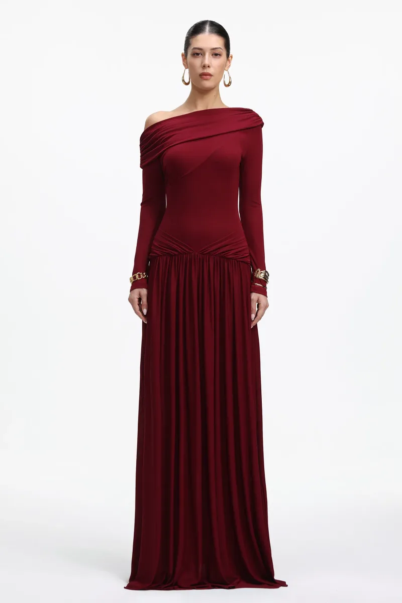 Vestido Maxi Lala com Ombro a Ombro e Manga Longa