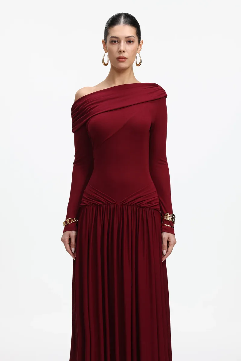 Vestido Maxi Lala com Ombro a Ombro e Manga Longa