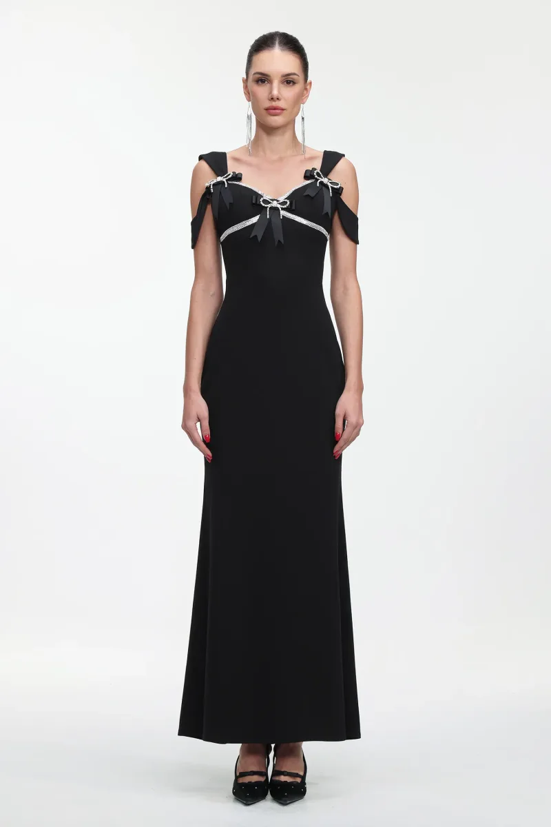 Vestido Maxi Faran com Laço e Aplicações de Cristais