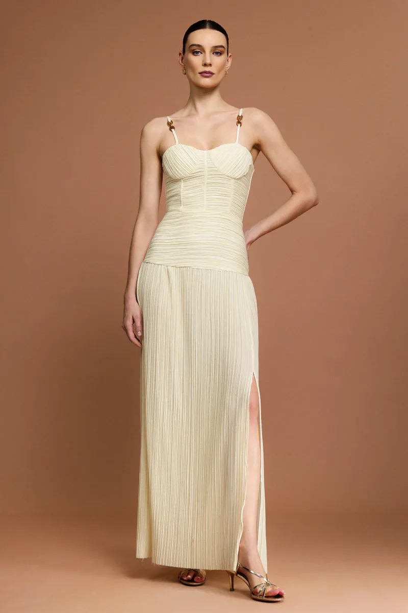 Vestido Serena com Halter e Pregas em Espinha