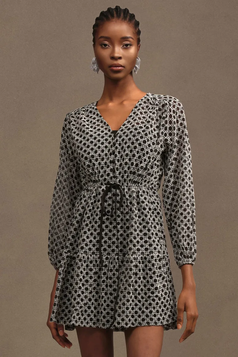 Vestido Jellay em Chiffon Decote V Manga Longa