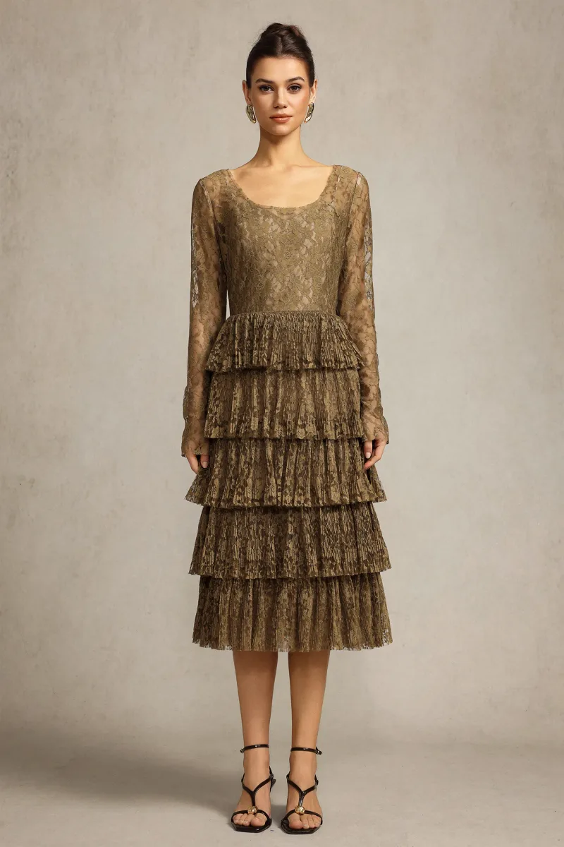 Vestido Maxi Hella com Renda e Mangas Longas