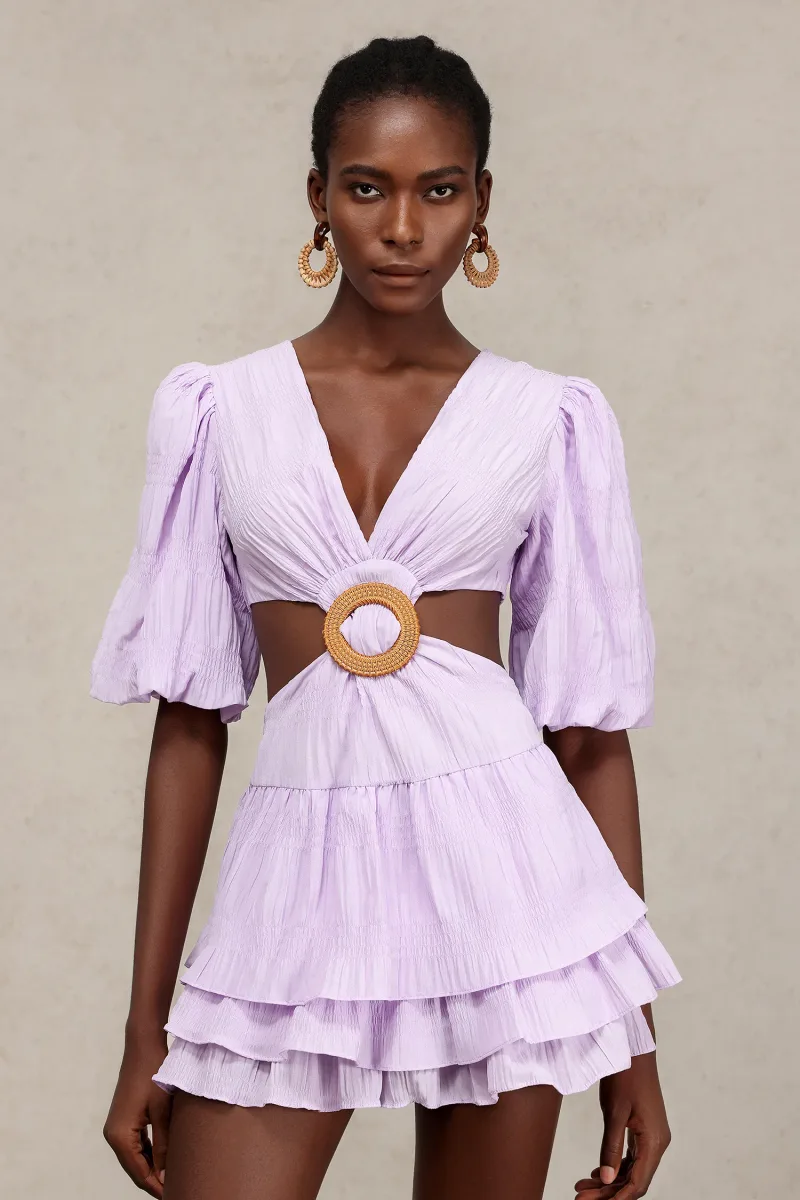 Vestido Gabriella Decote V Manga Puff com Vazados Curto